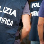 Parma, 45enne trovata morta in casa: indagini sulle ferite da taglio